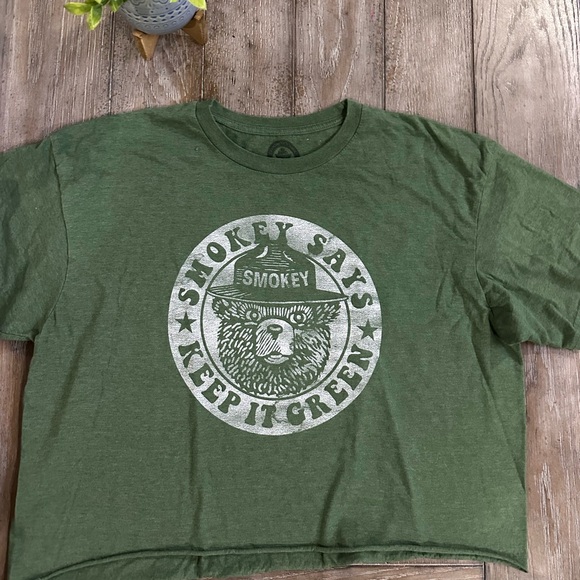 Official Licensee Tops - Smokey Bear Green Short Sleeve Tee